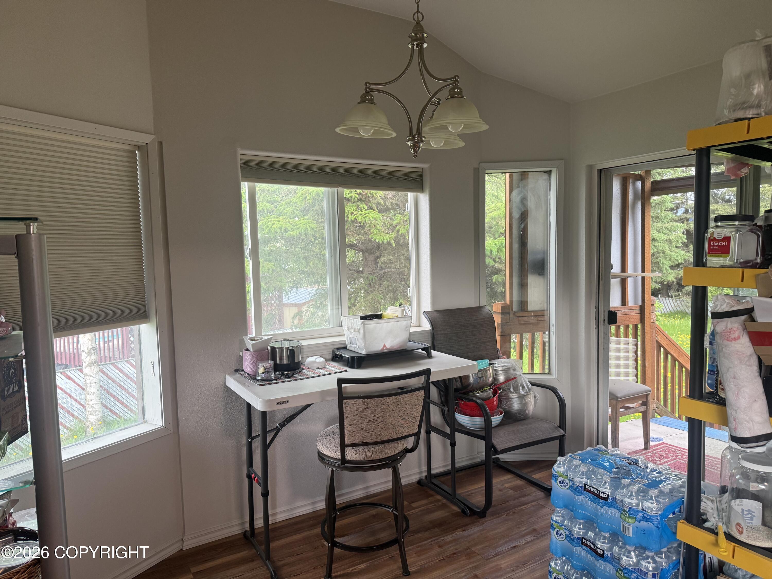 521 E 46th Place Property Photo 23