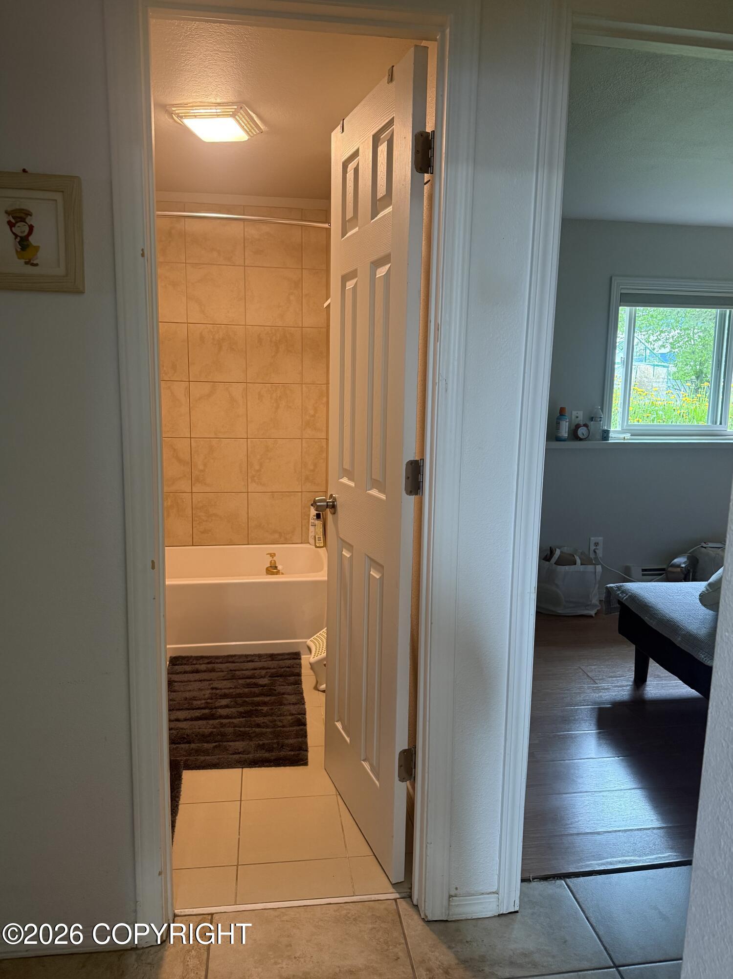 521 E 46th Place Property Photo 35