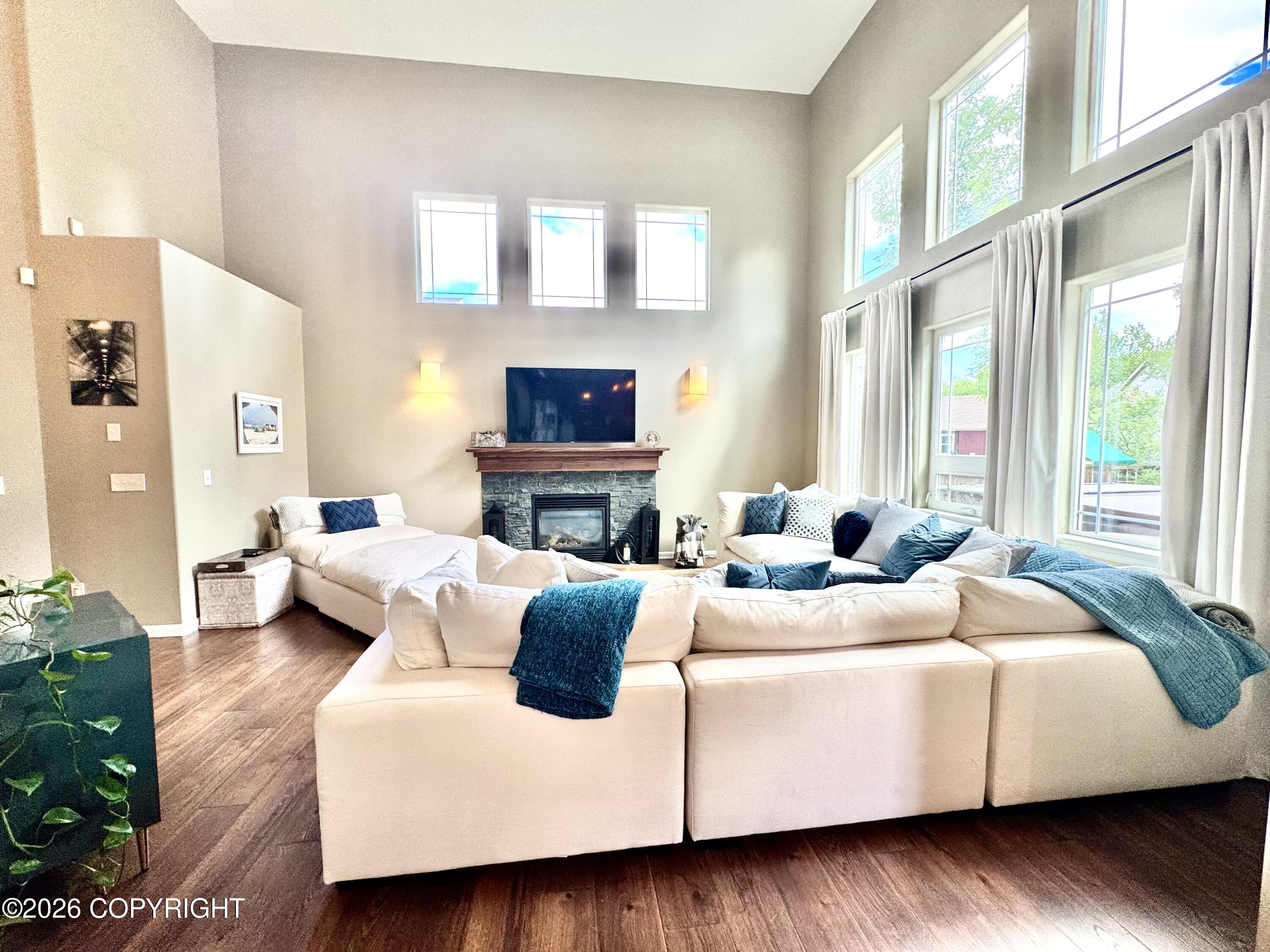 13299 Rosser Drive Property Photo 2