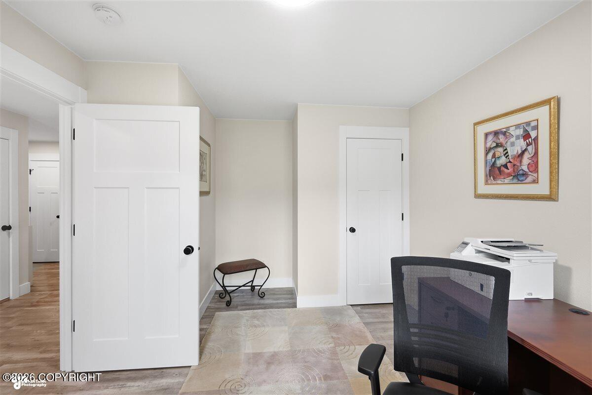 4431 E Cobblestone Drive Property Photo 7