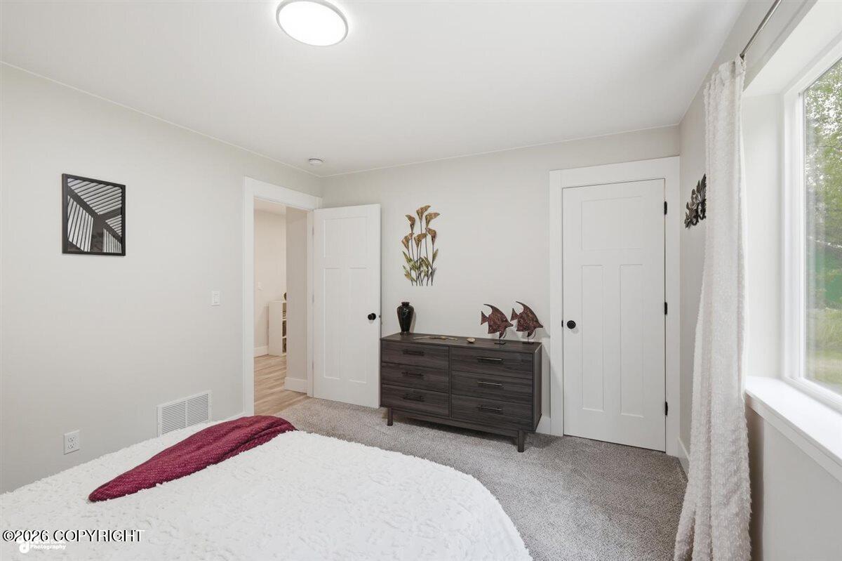 4431 E Cobblestone Drive Property Photo 12
