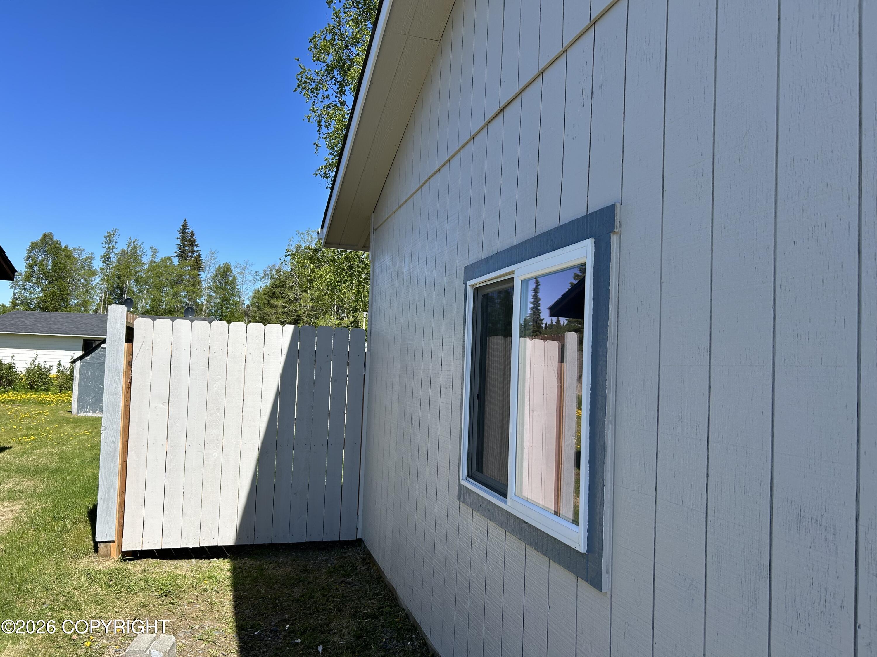1076 Walnut Avenue Property Photo 7