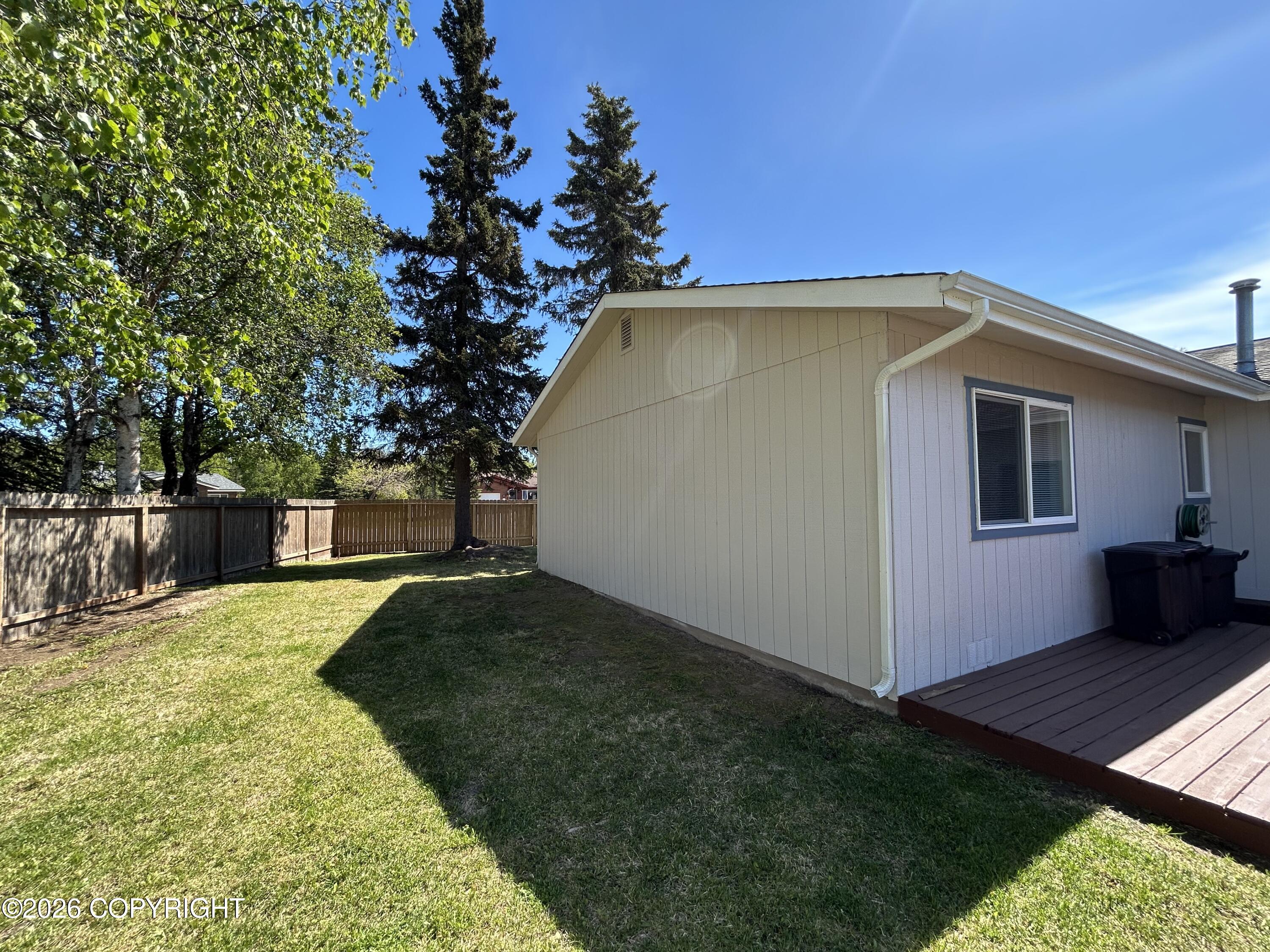 1076 Walnut Avenue Property Photo 11