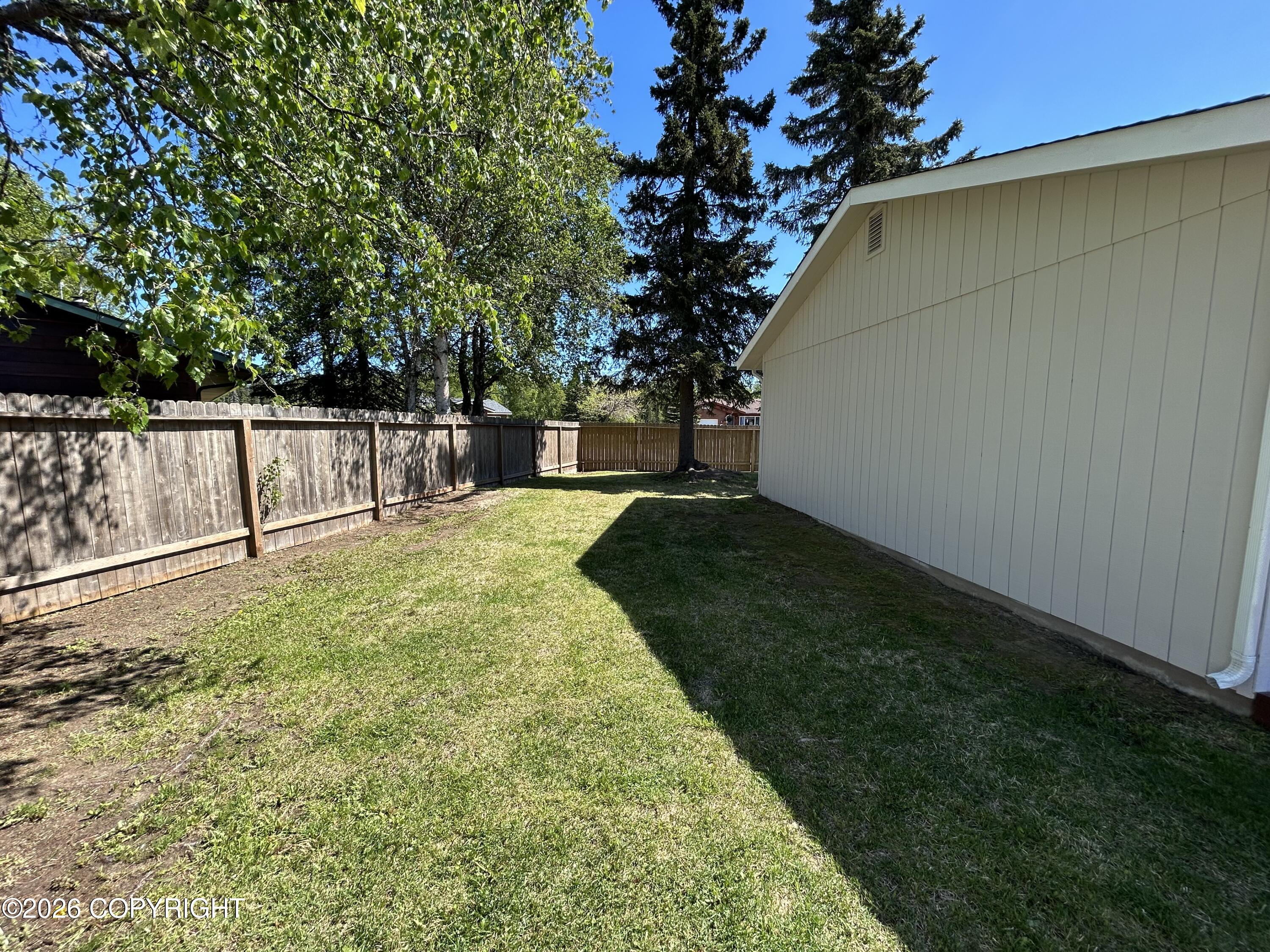 1076 Walnut Avenue Property Photo 12