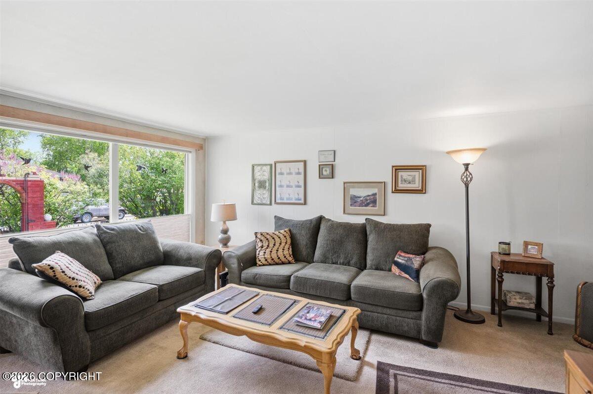 1568 G Street Property Photo 6