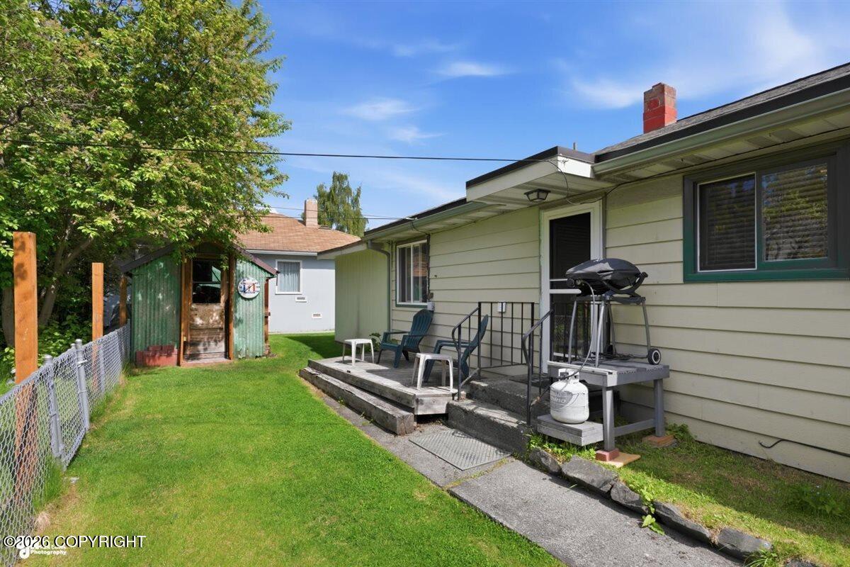 1568 G Street Property Photo 26