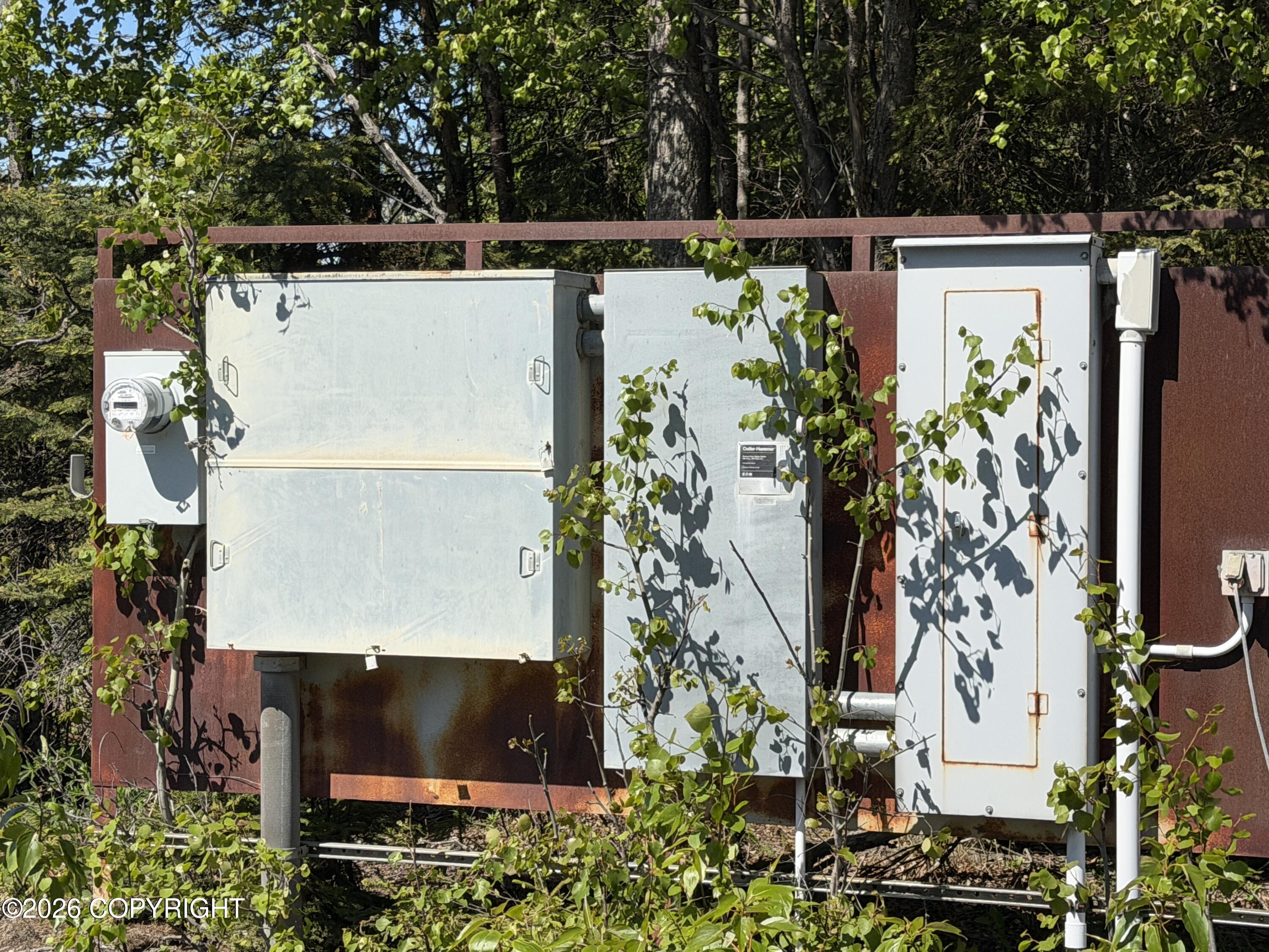 54735 Industrial Avenue Property Photo 8