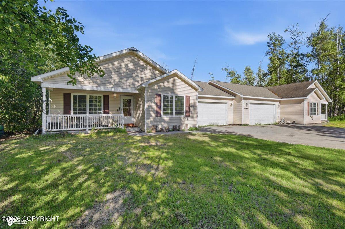 6589 S Bassel Circle Property Photo 1