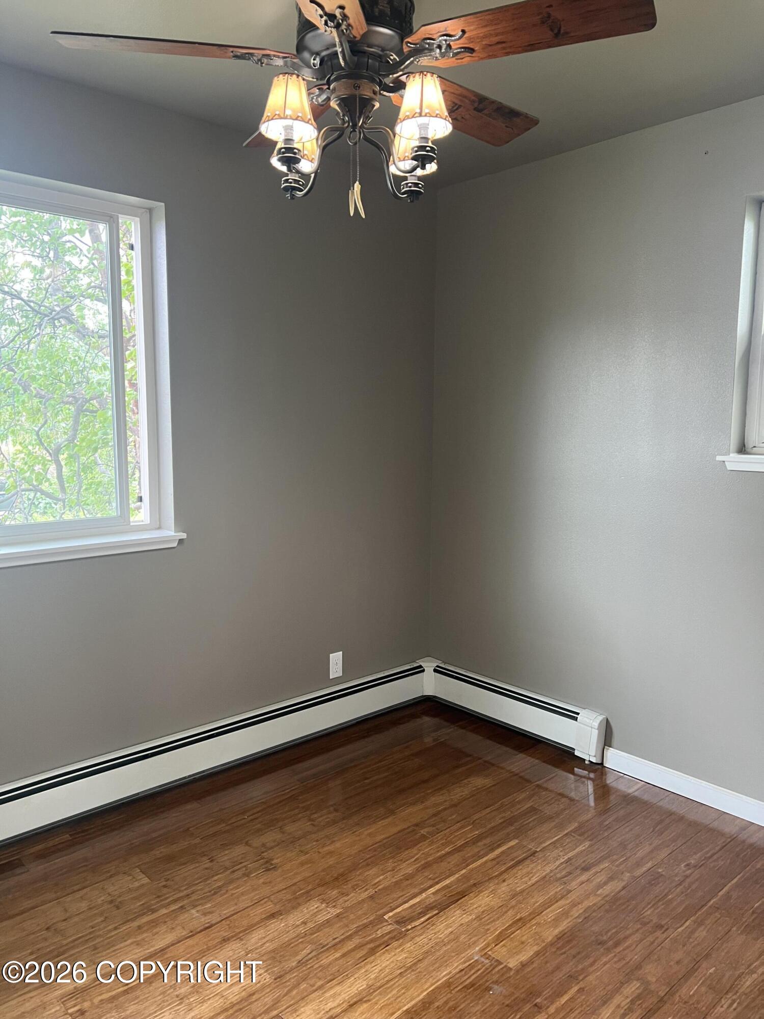 810 N Hilltop Drive Property Photo 21