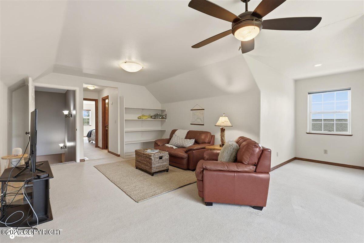 5345 Riverton Avenue Property Photo 30