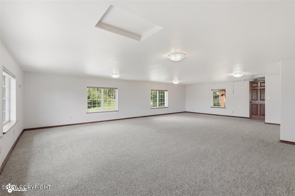 5345 Riverton Avenue Property Photo 40