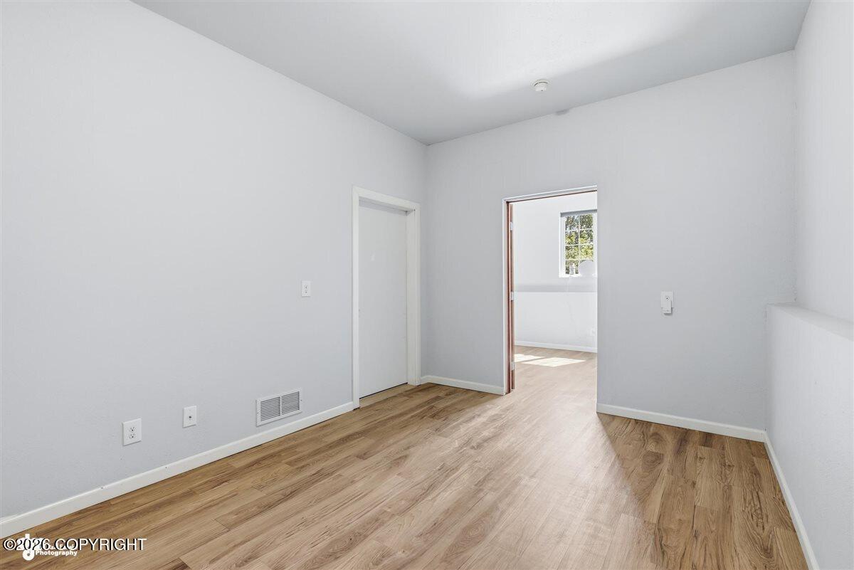 5345 Riverton Avenue Property Photo 44