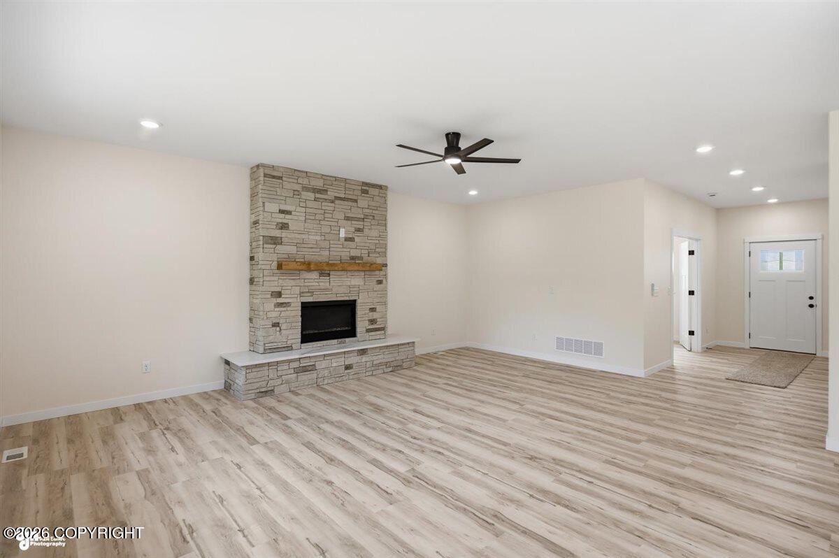 2421 W Sunlight Lane Property Photo 13