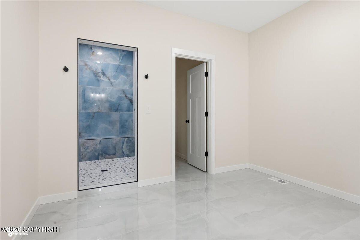 2421 W Sunlight Lane Property Photo 45