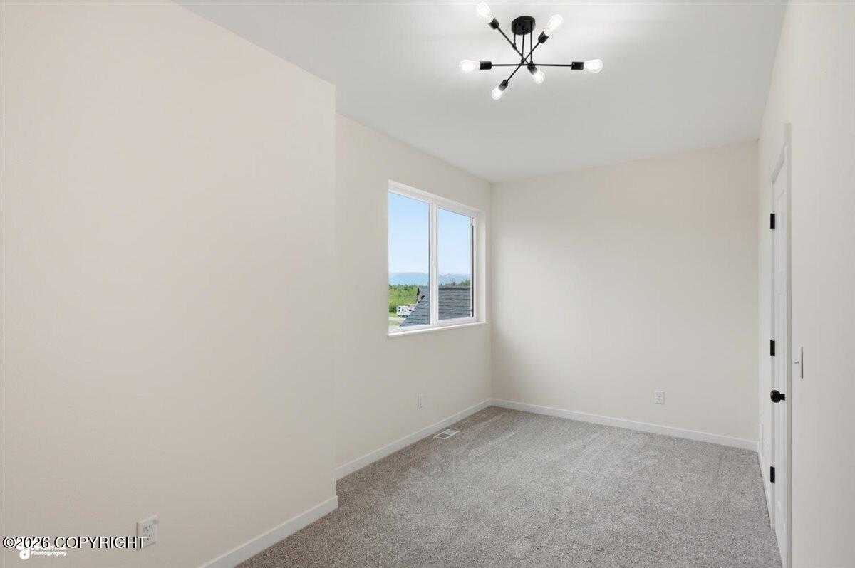2421 W Sunlight Lane Property Photo 57
