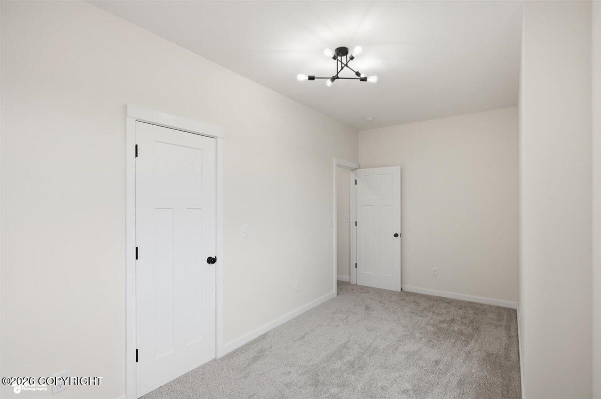 2421 W Sunlight Lane Property Photo 59