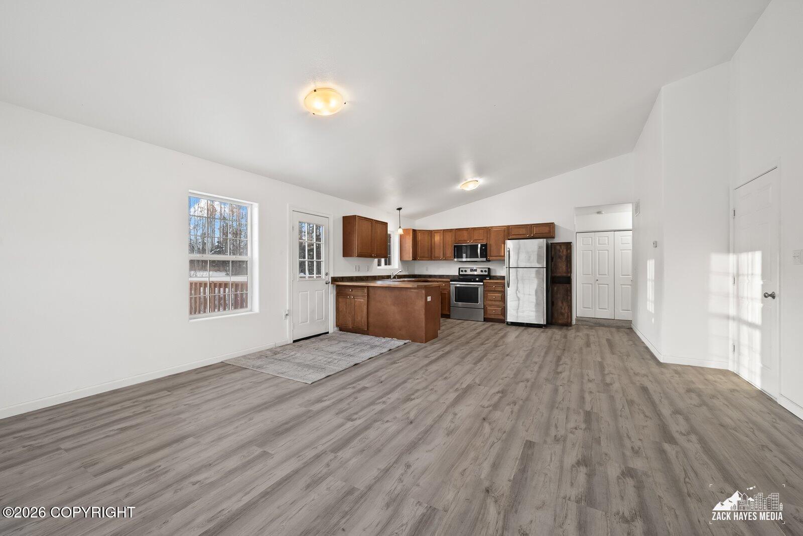 5368 W Hollywood Road Property Photo 3