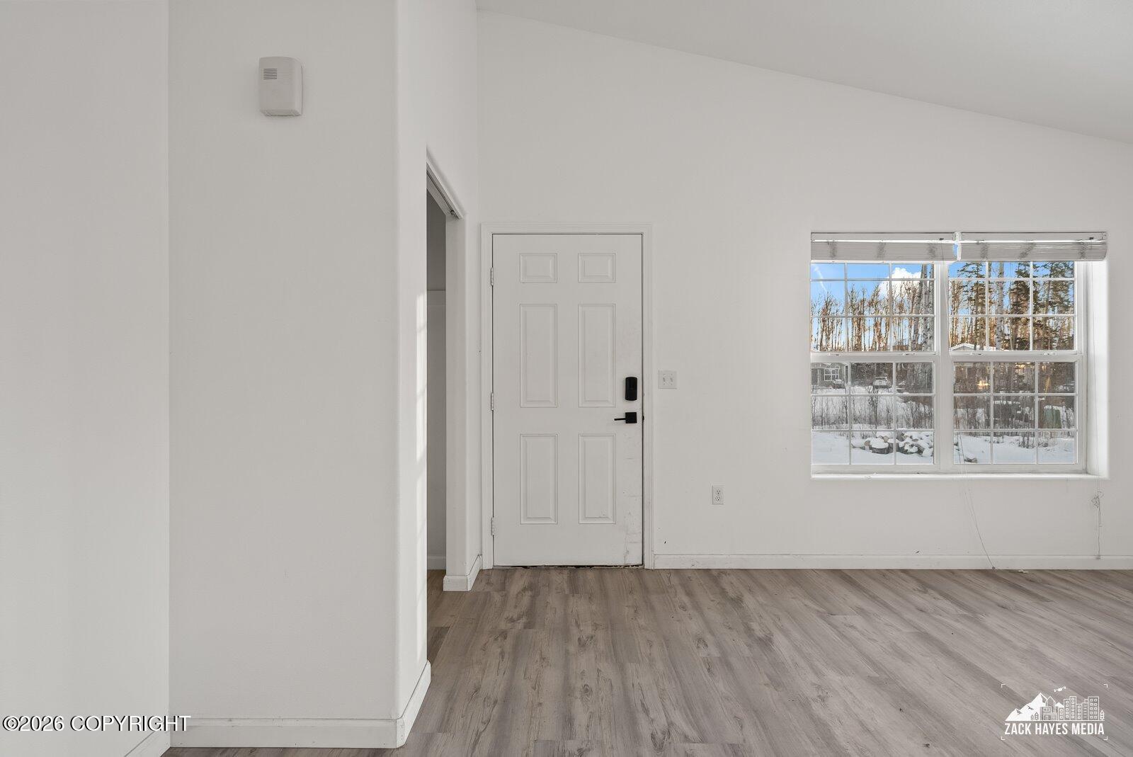 5368 W Hollywood Road Property Photo 4