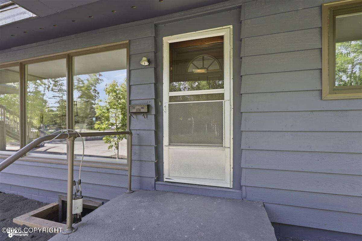 1103 Bannister Drive Property Photo 2