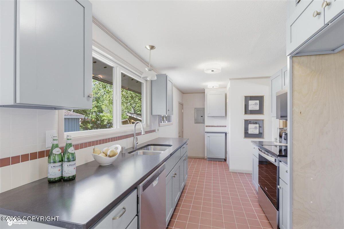 1103 Bannister Drive Property Photo 12