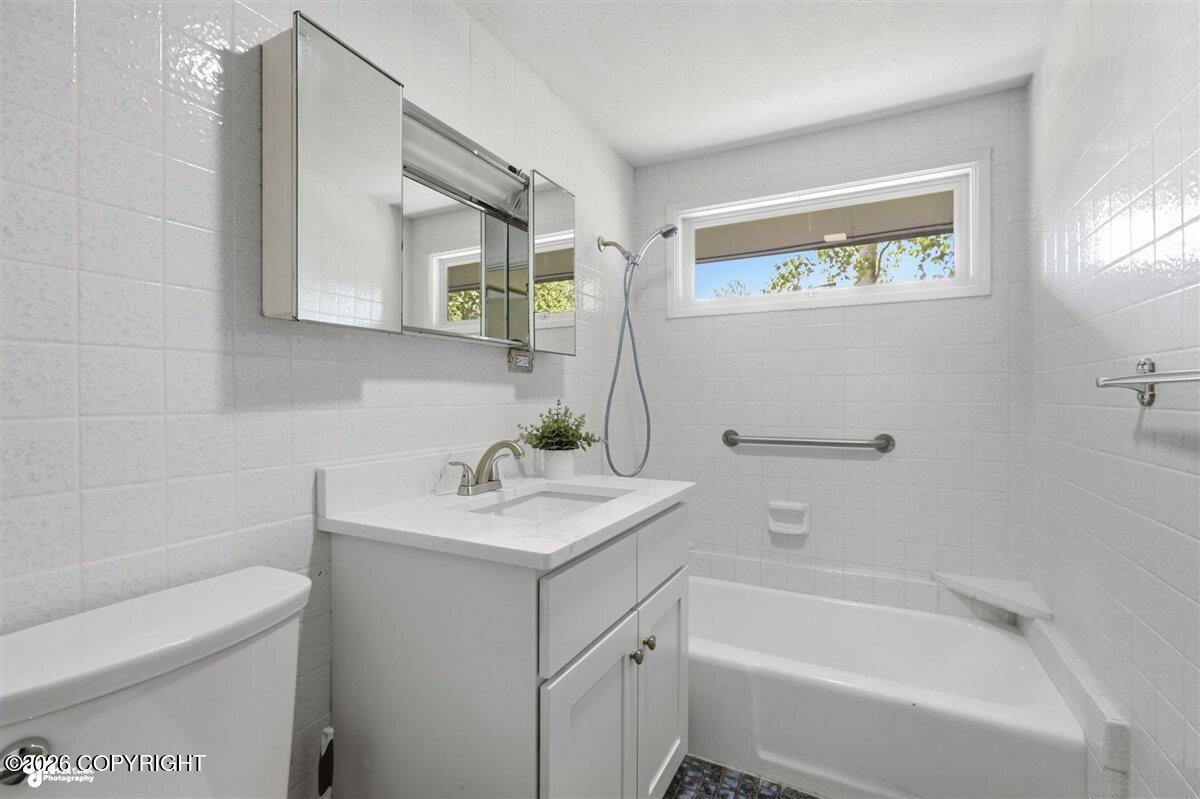 1103 Bannister Drive Property Photo 20