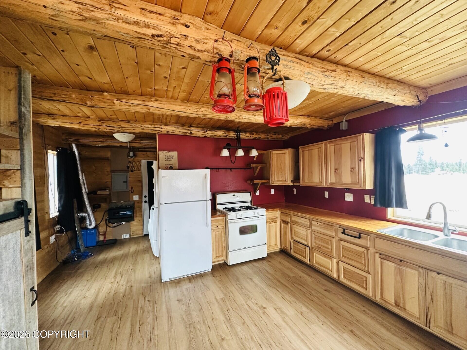 27546 Weebe Street Property Photo 5