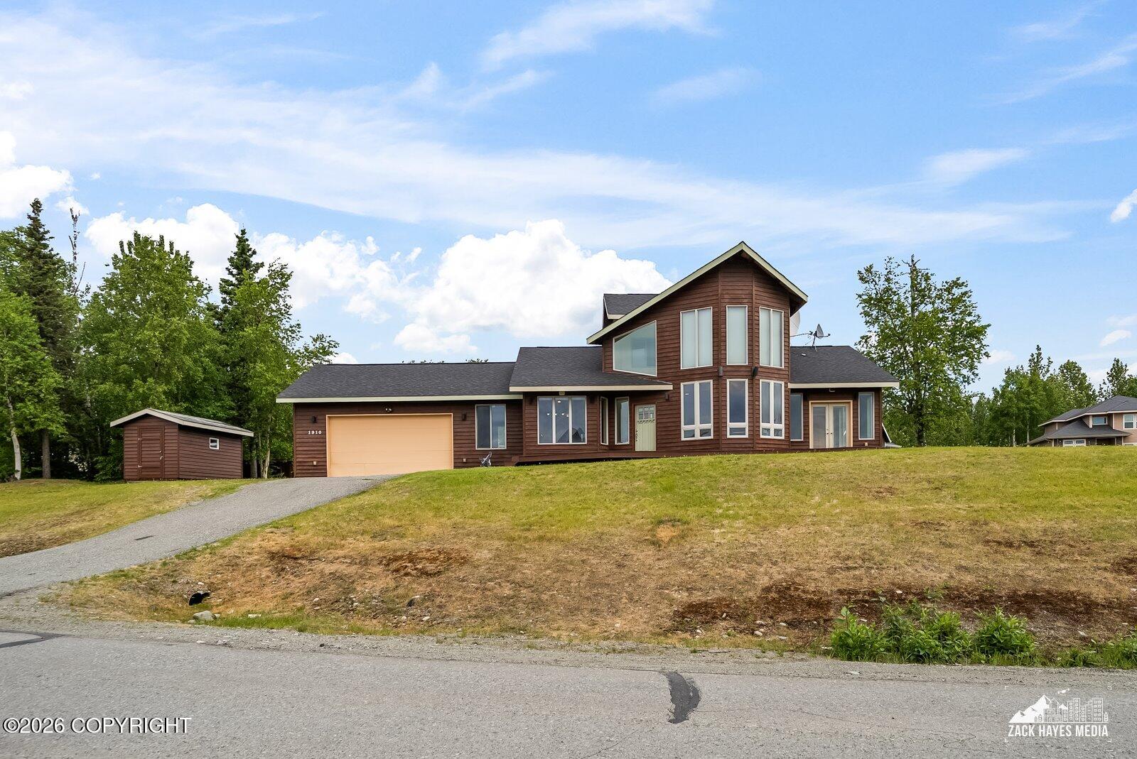 1910 S Paddock Drive Property Photo 1