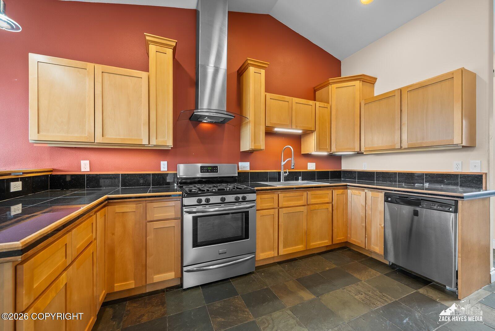 1910 S Paddock Drive Property Photo 25