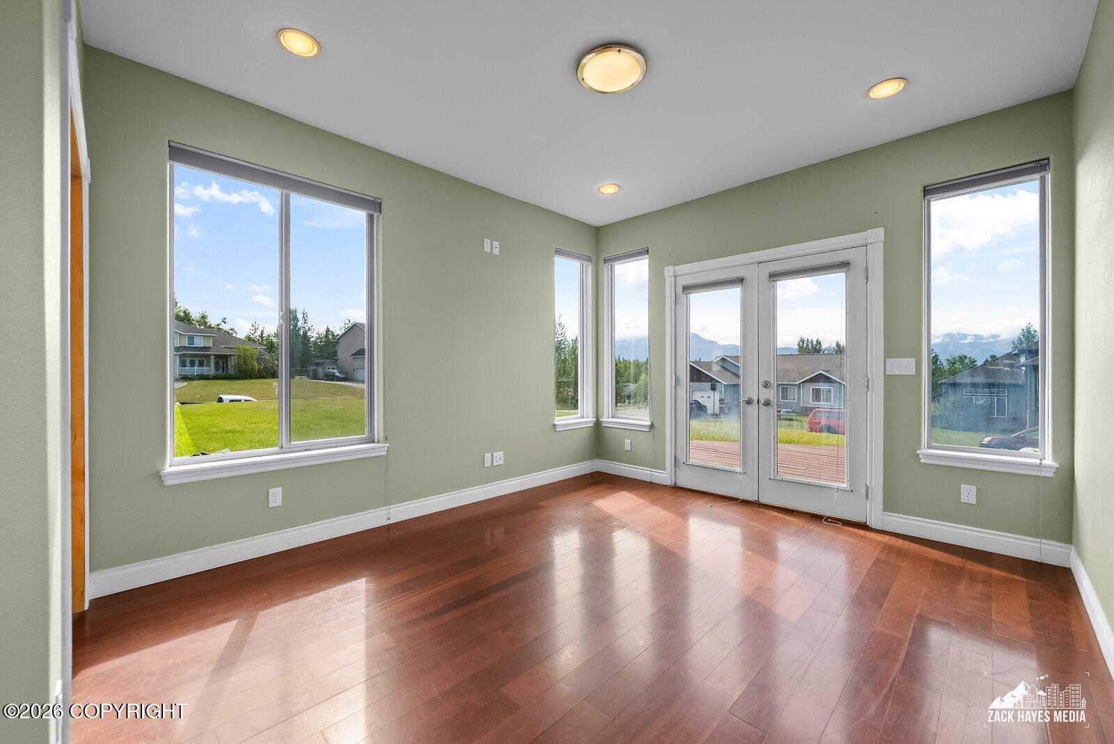 1910 S Paddock Drive Property Photo 35