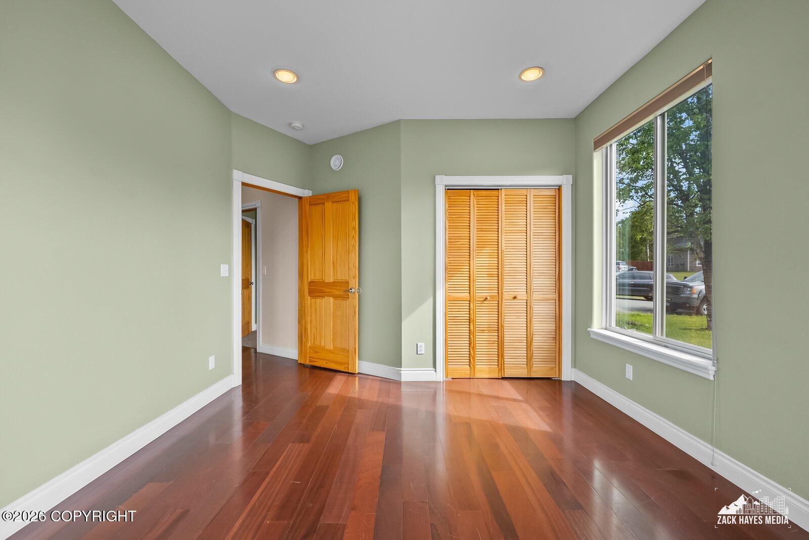 1910 S Paddock Drive Property Photo 39