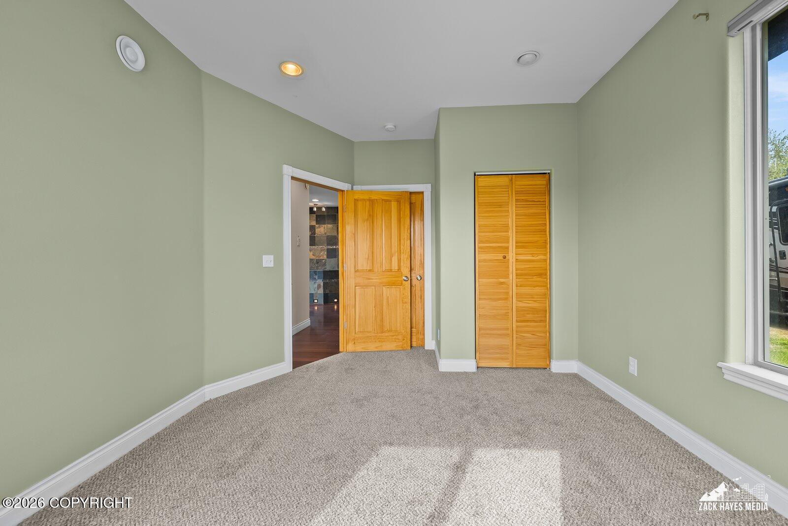 1910 S Paddock Drive Property Photo 41