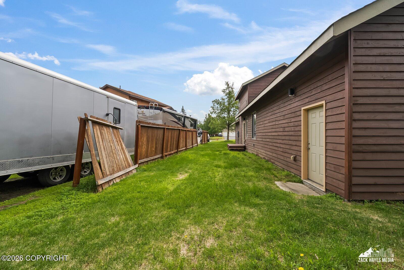 1910 S Paddock Drive Property Photo 60