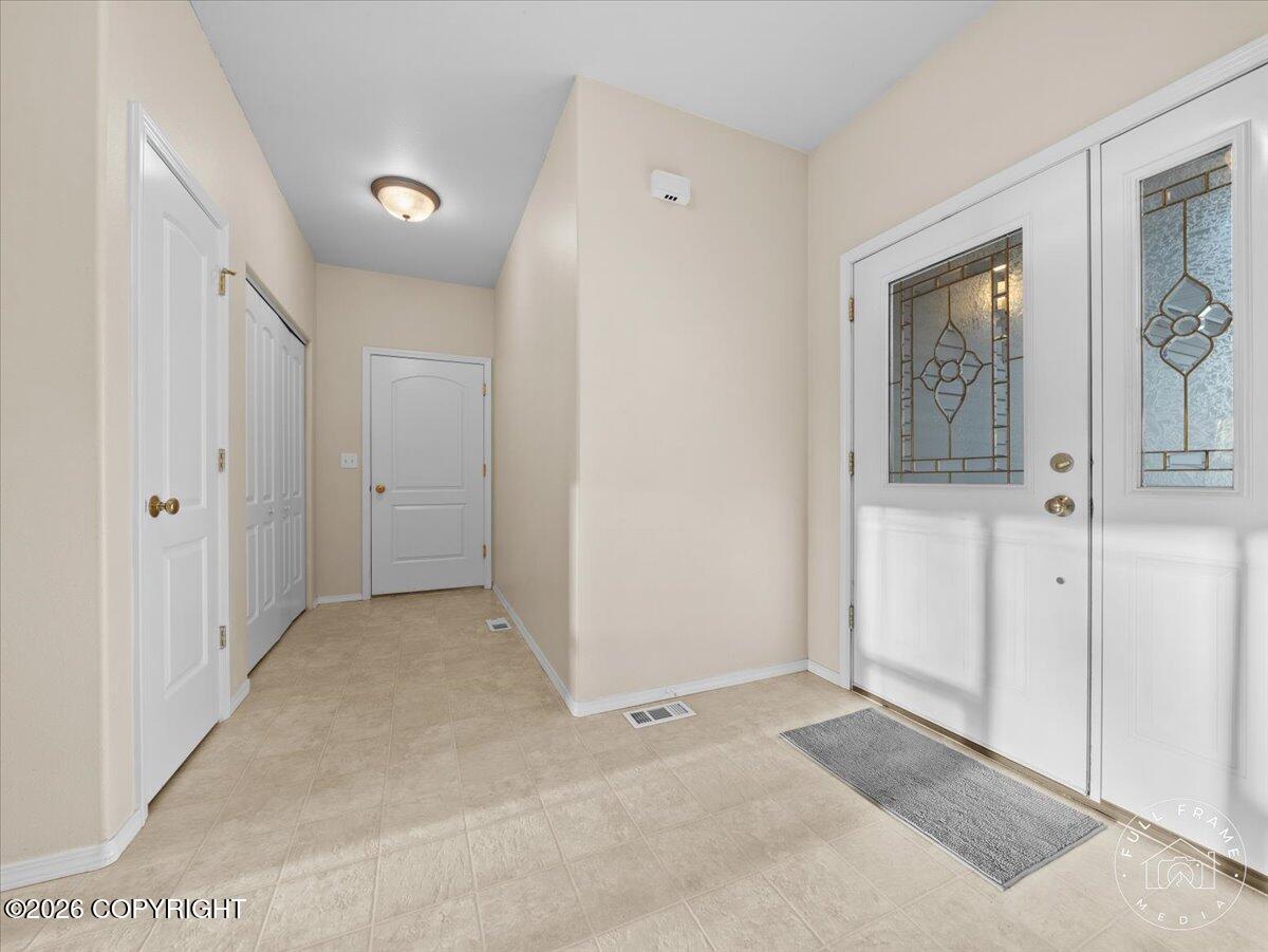 4570 W Yundt Drive Property Photo 18