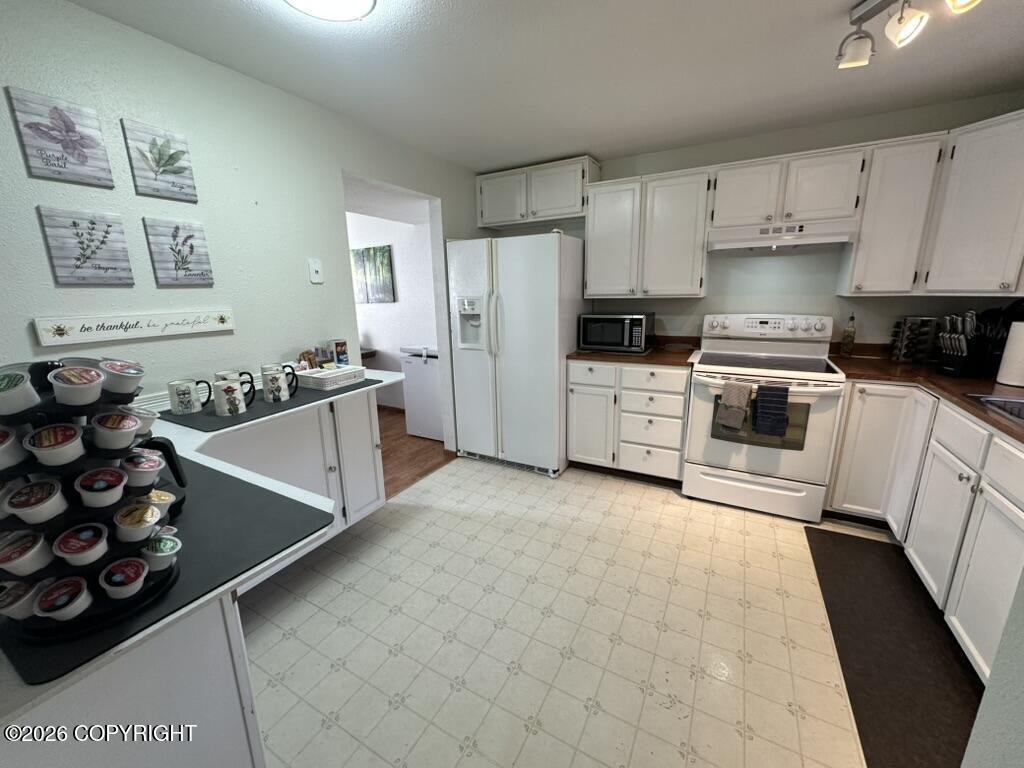 3072 Woody Way Loop Property Photo 8