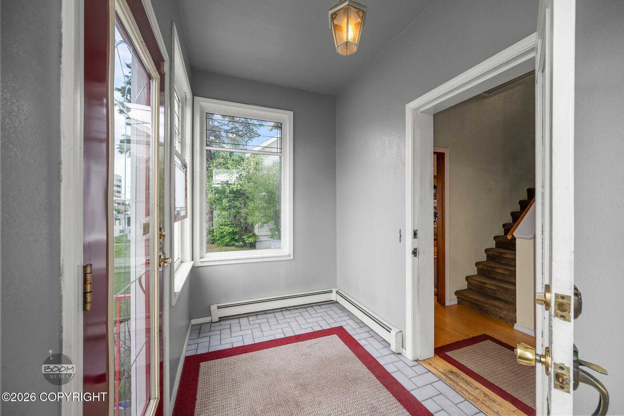 637 W 3rd Avenue Property Photo 9