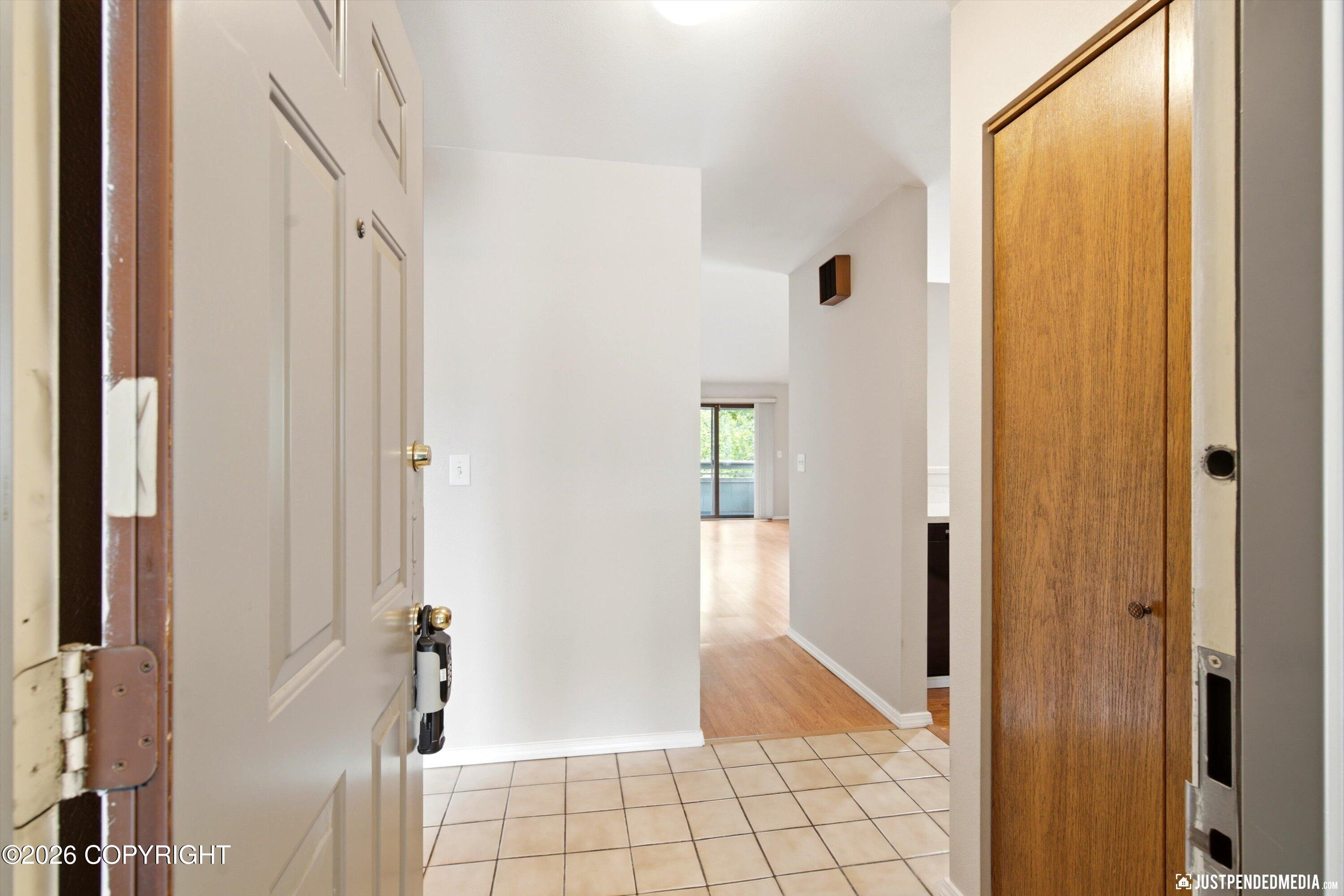 1873 E Tudor Road #d-304 Property Photo 6