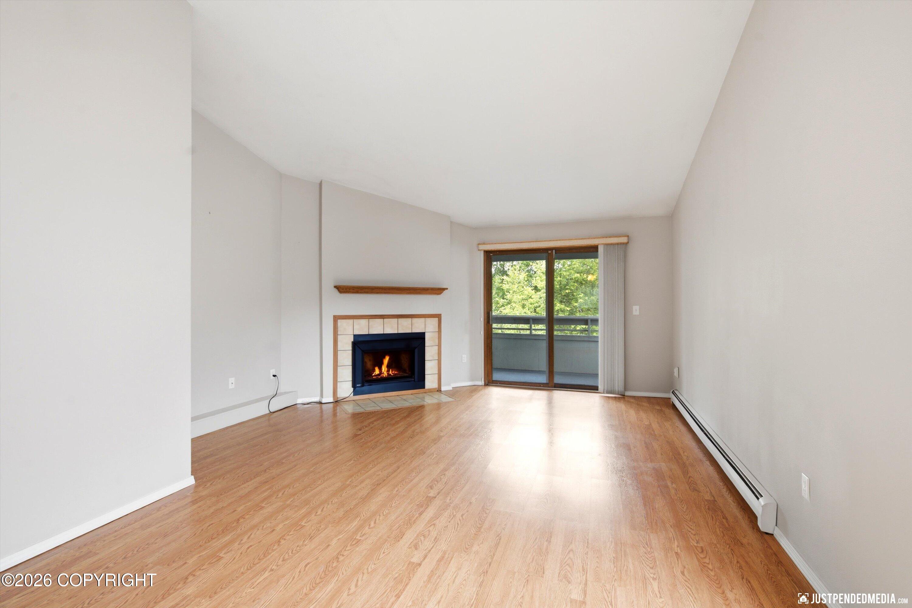1873 E Tudor Road #d-304 Property Photo 8