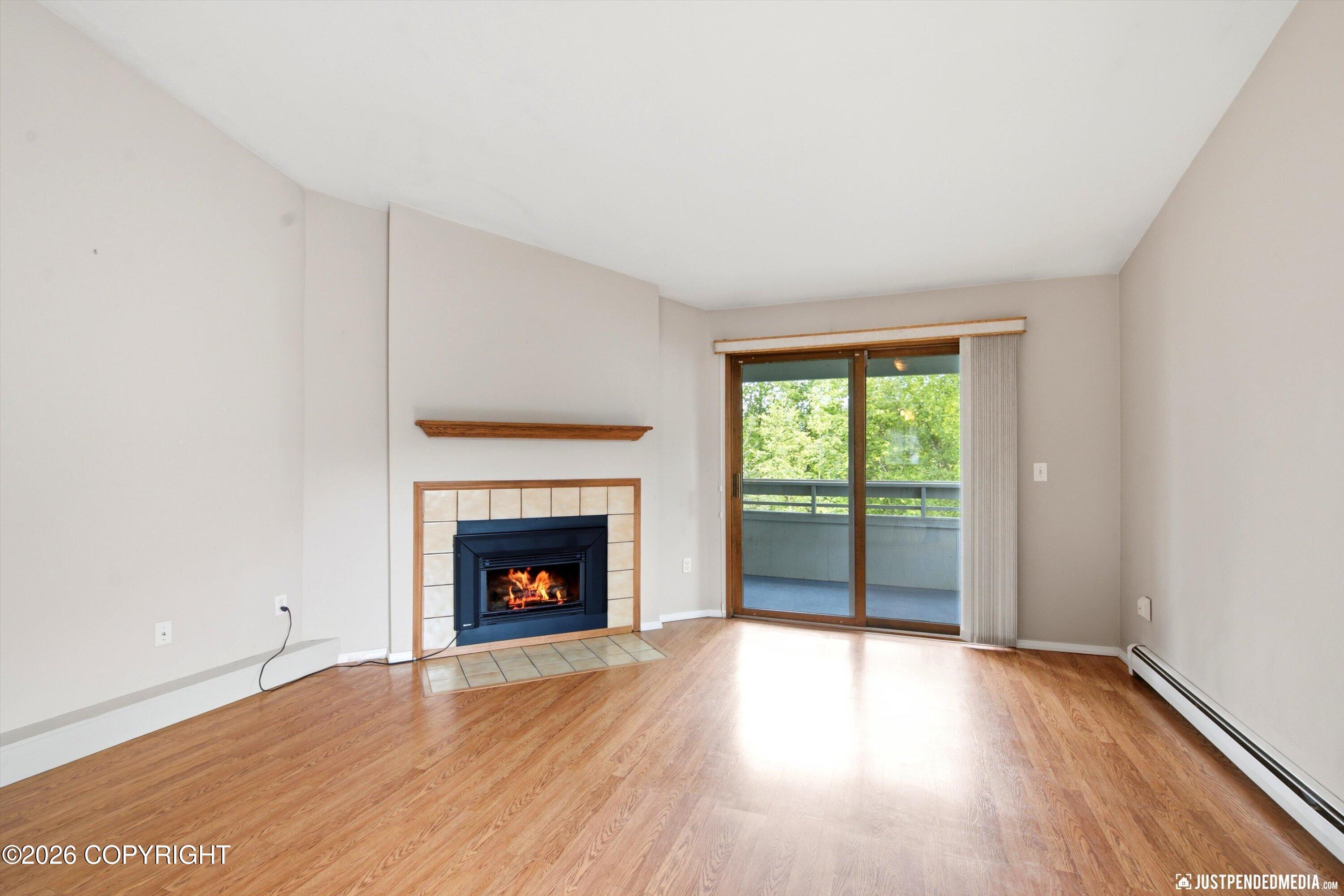 1873 E Tudor Road #d-304 Property Photo 9