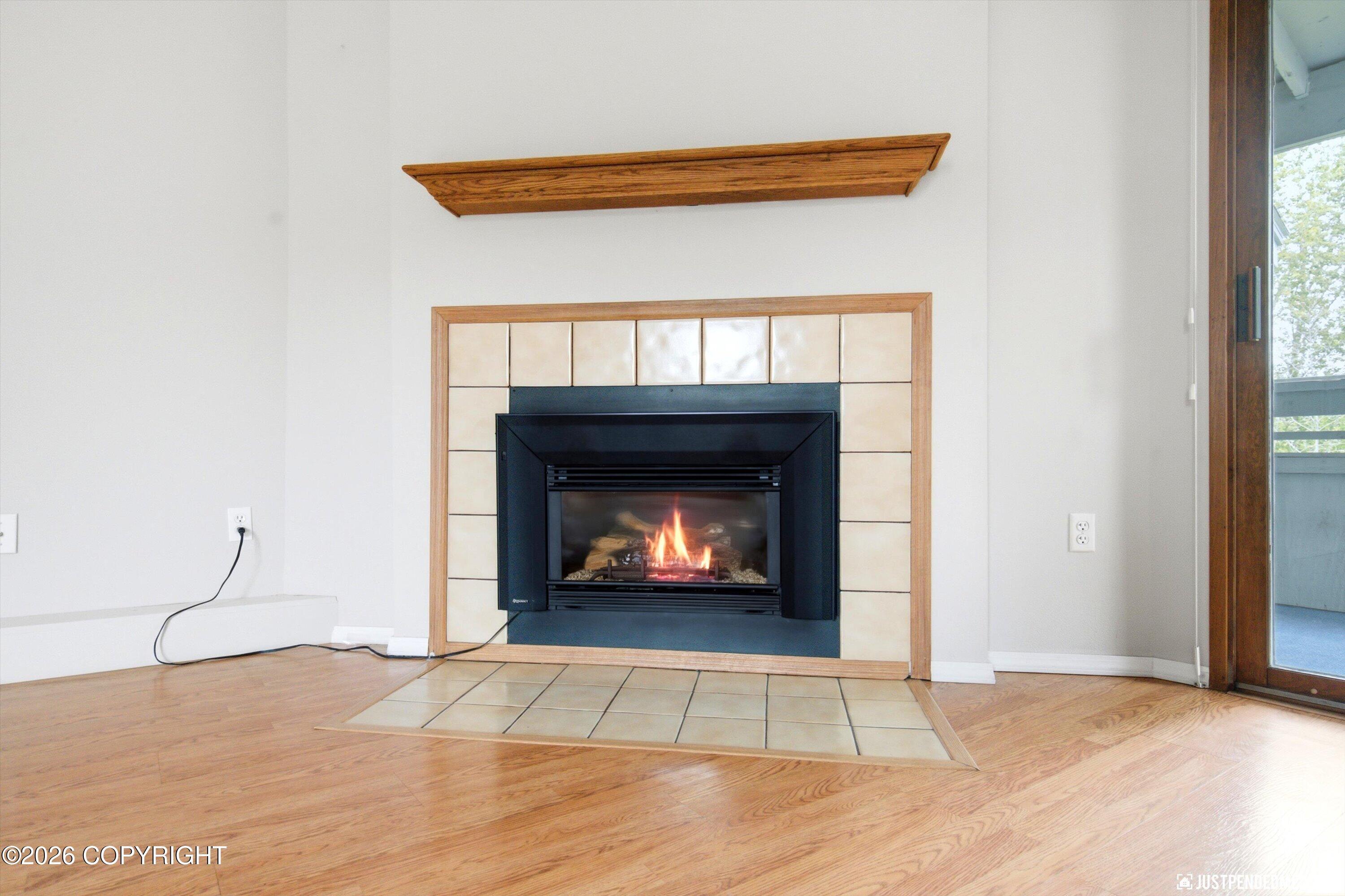 1873 E Tudor Road #d-304 Property Photo 10