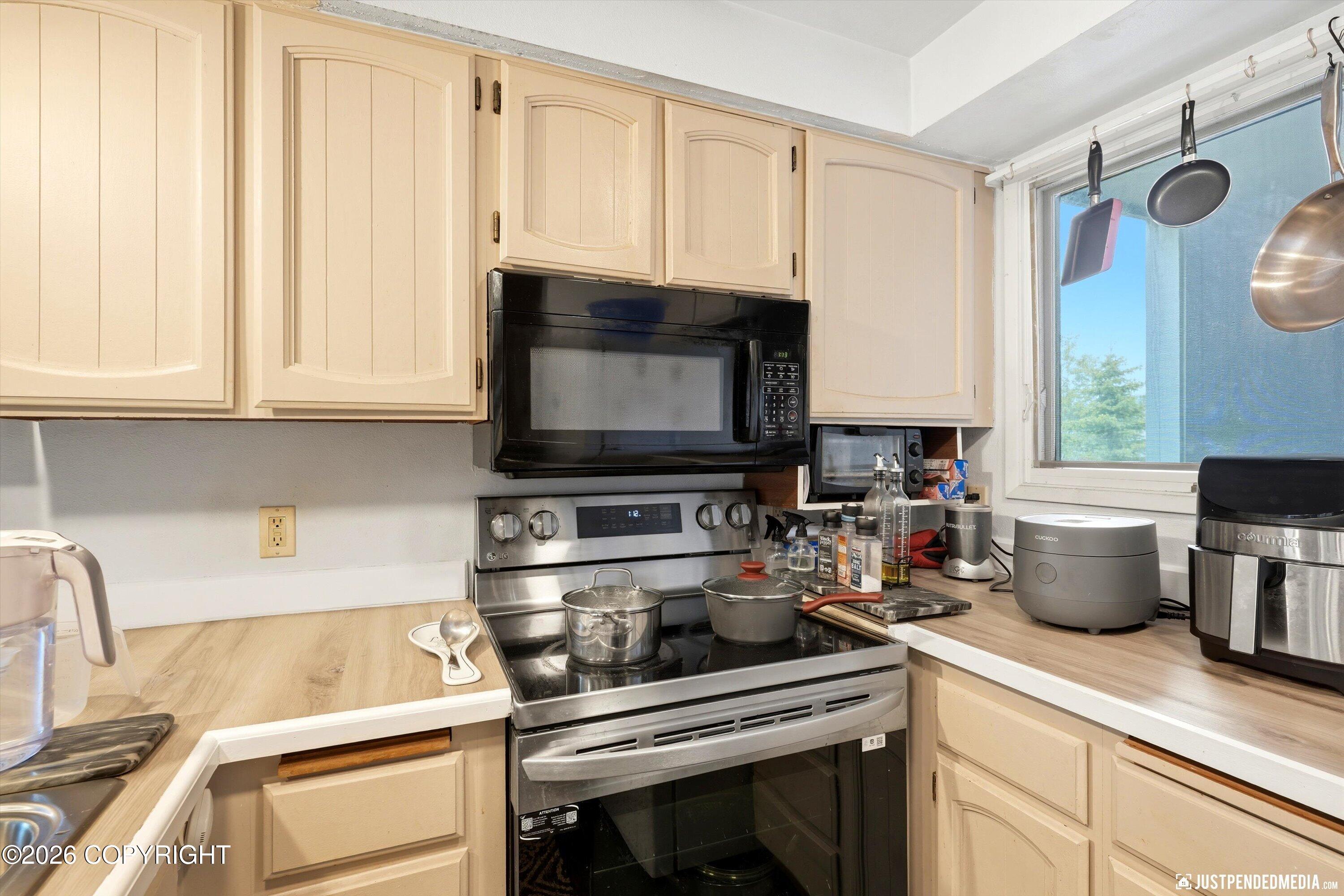 2240 Sentry Drive #c408 Property Photo 6