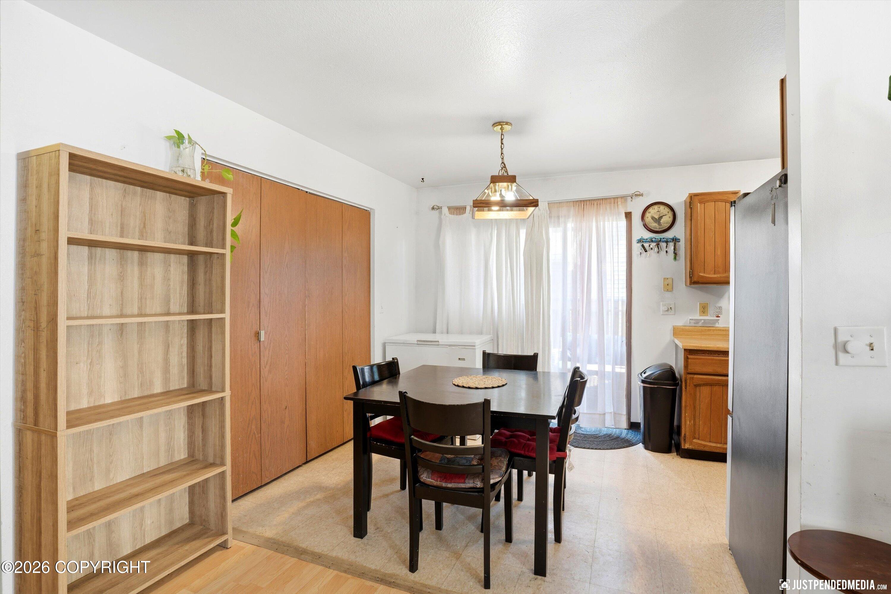 2425 W 67th Avenue Property Photo 8