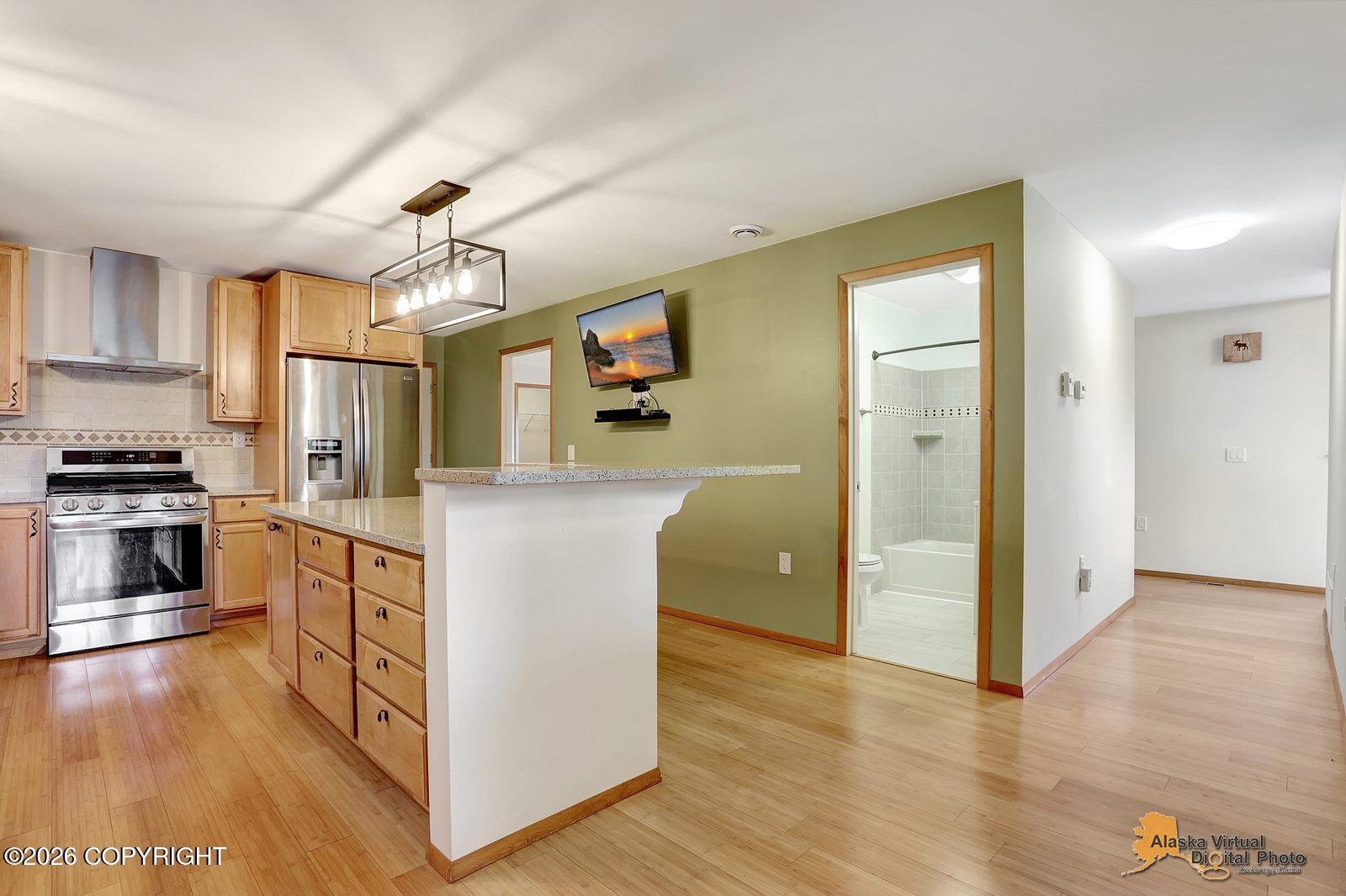 2000 S Togiak Avenue Property Photo 10