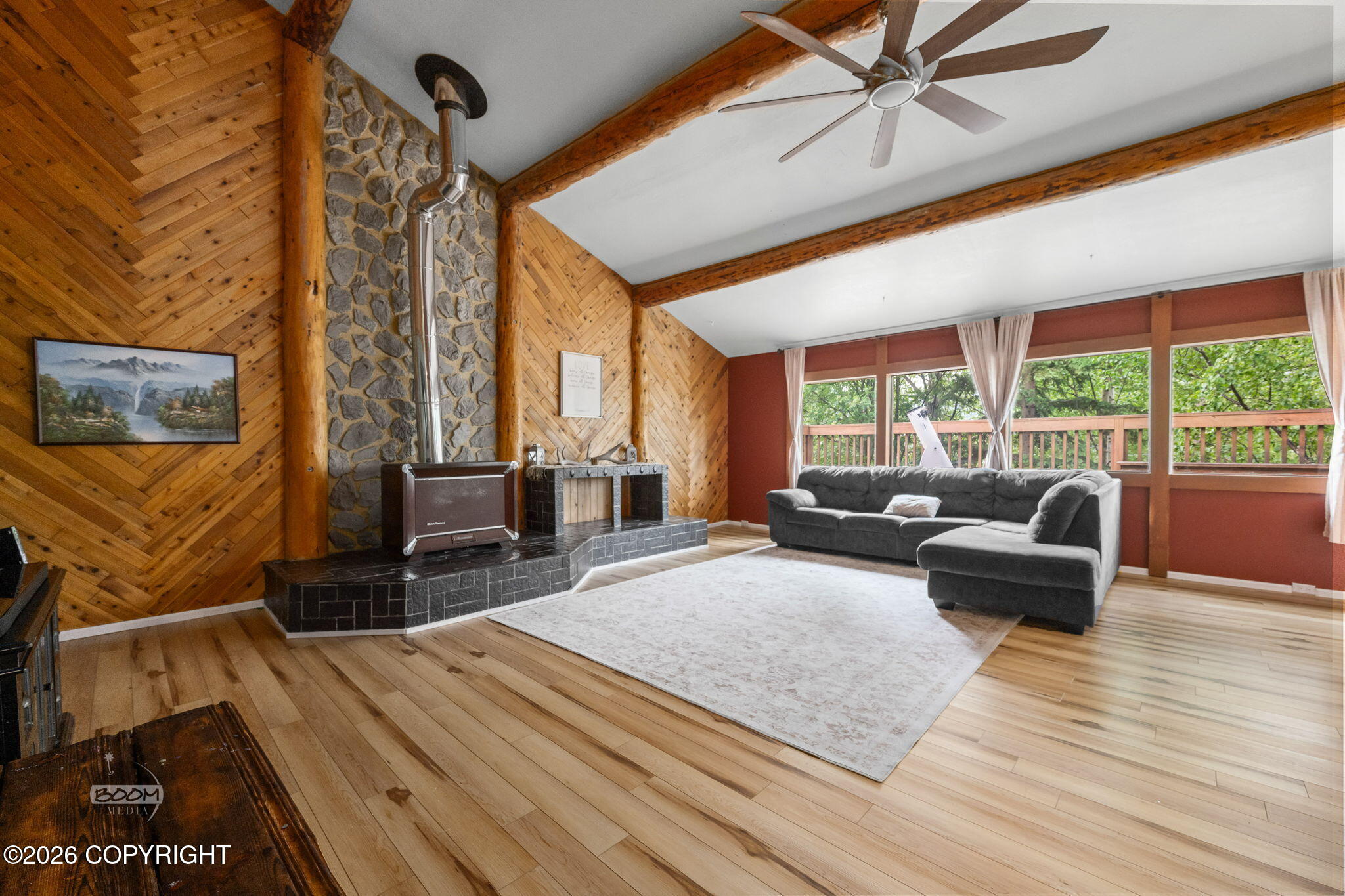 22432 Glacier View Drive Property Photo 13