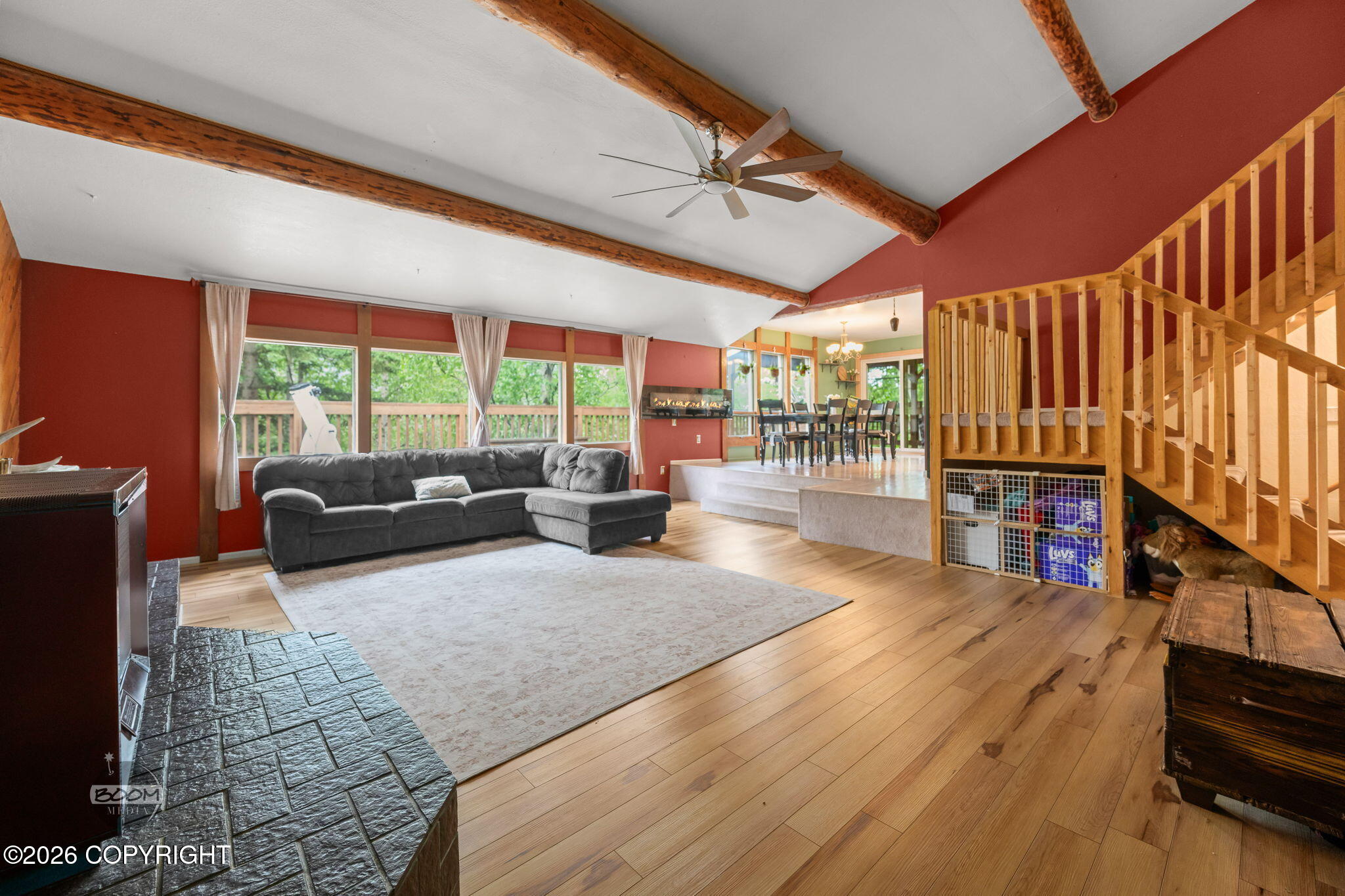 22432 Glacier View Drive Property Photo 16