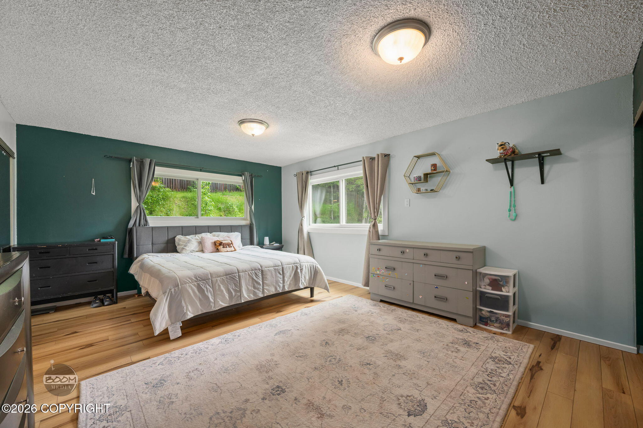 22432 Glacier View Drive Property Photo 18