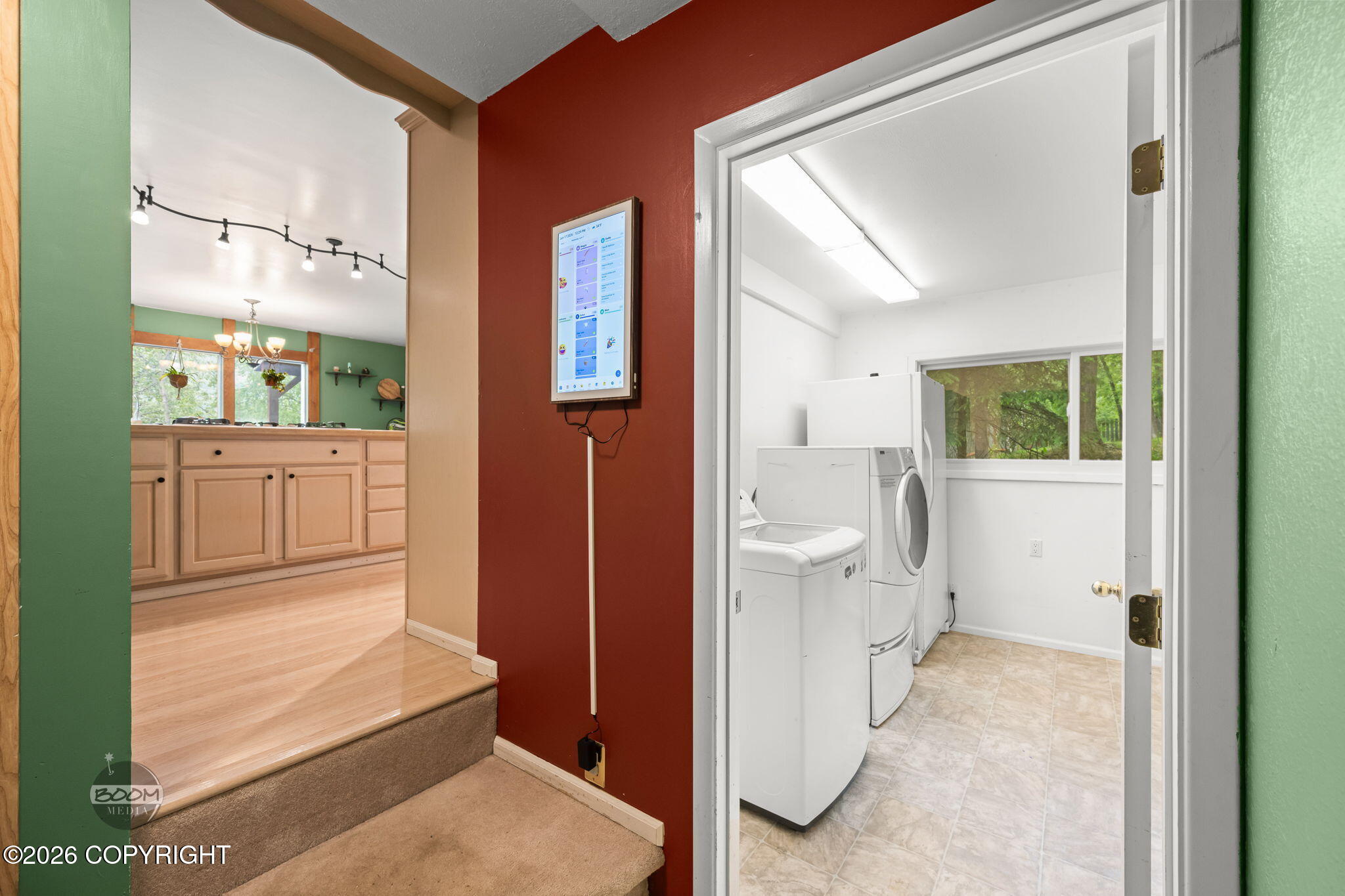 22432 Glacier View Drive Property Photo 23