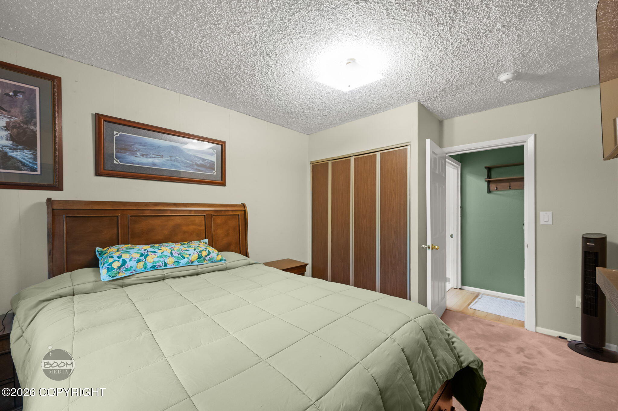 22432 Glacier View Drive Property Photo 29