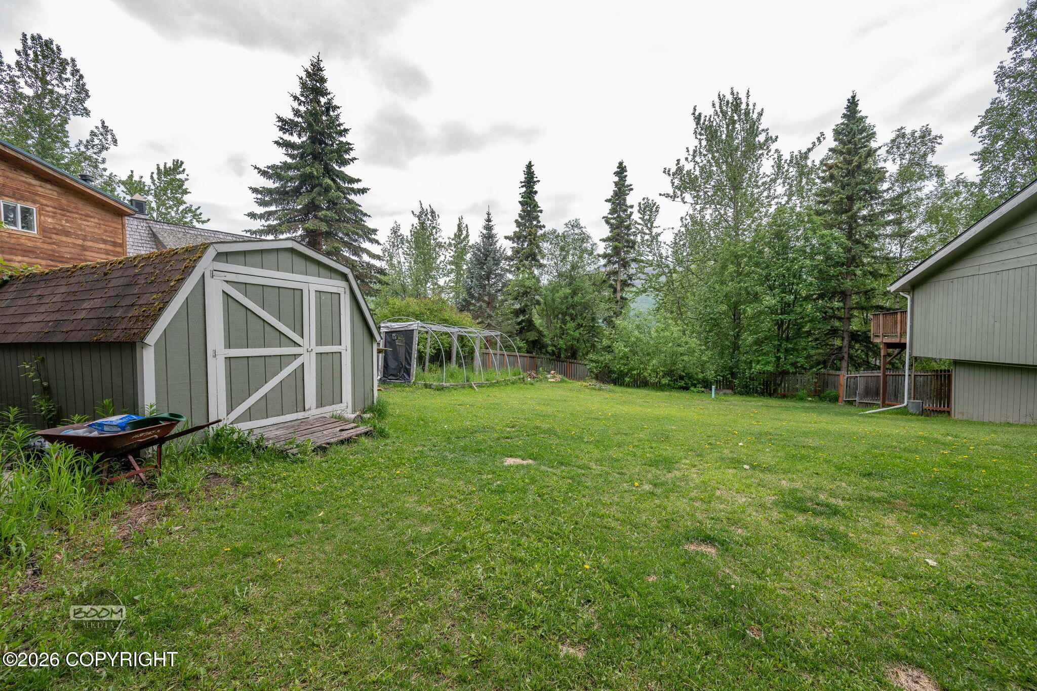22432 Glacier View Drive Property Photo 76