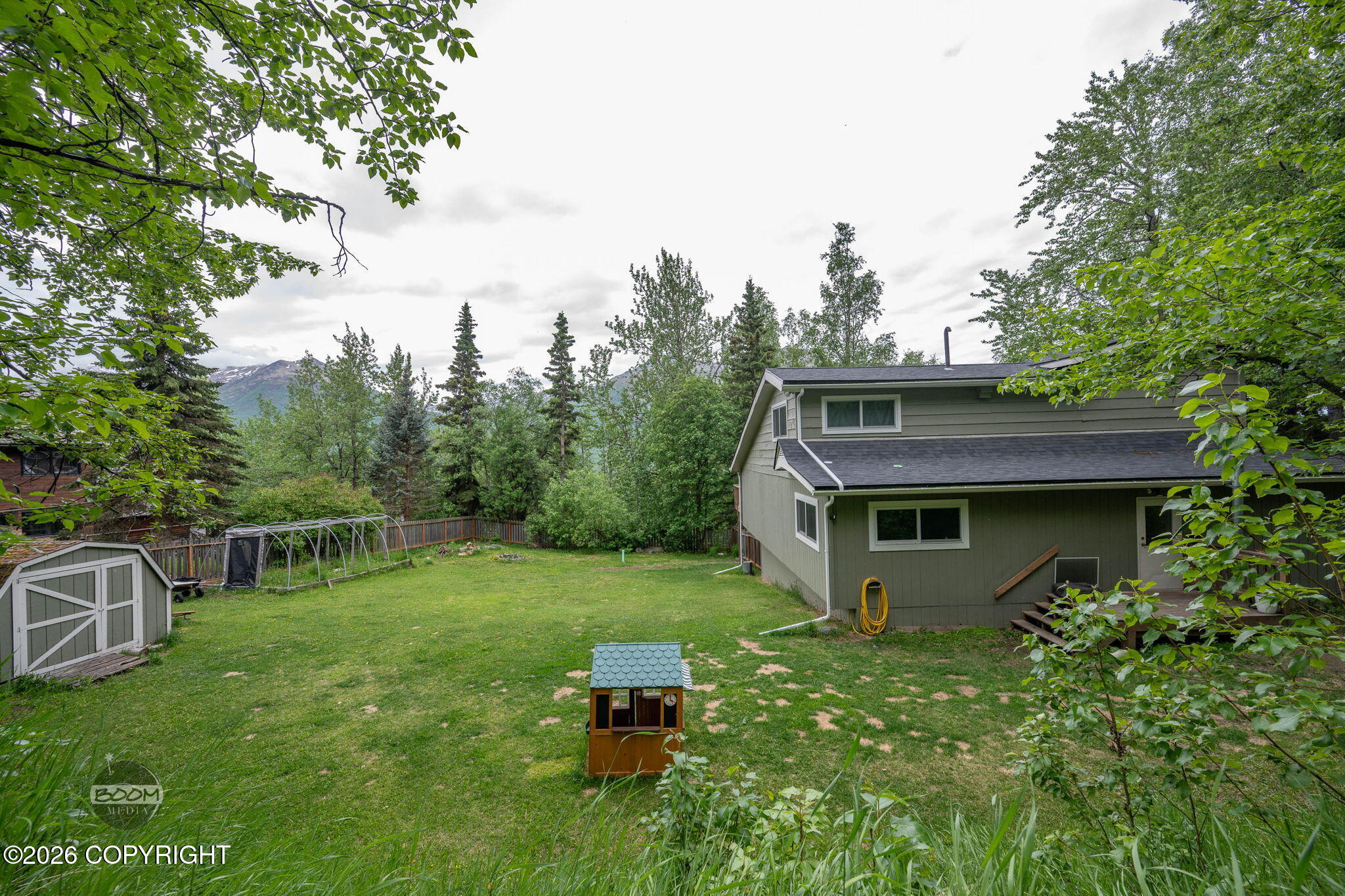 22432 Glacier View Drive Property Photo 79
