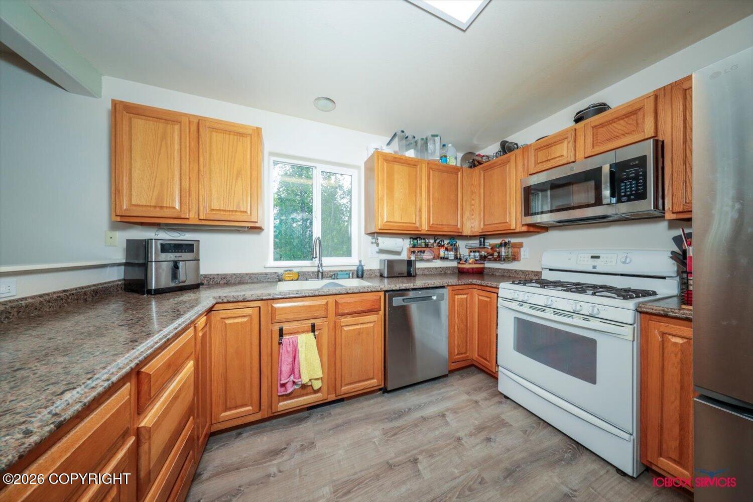 1491 N Aspen Place Property Photo 9